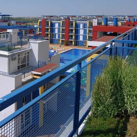 Apartamento за в елит 4